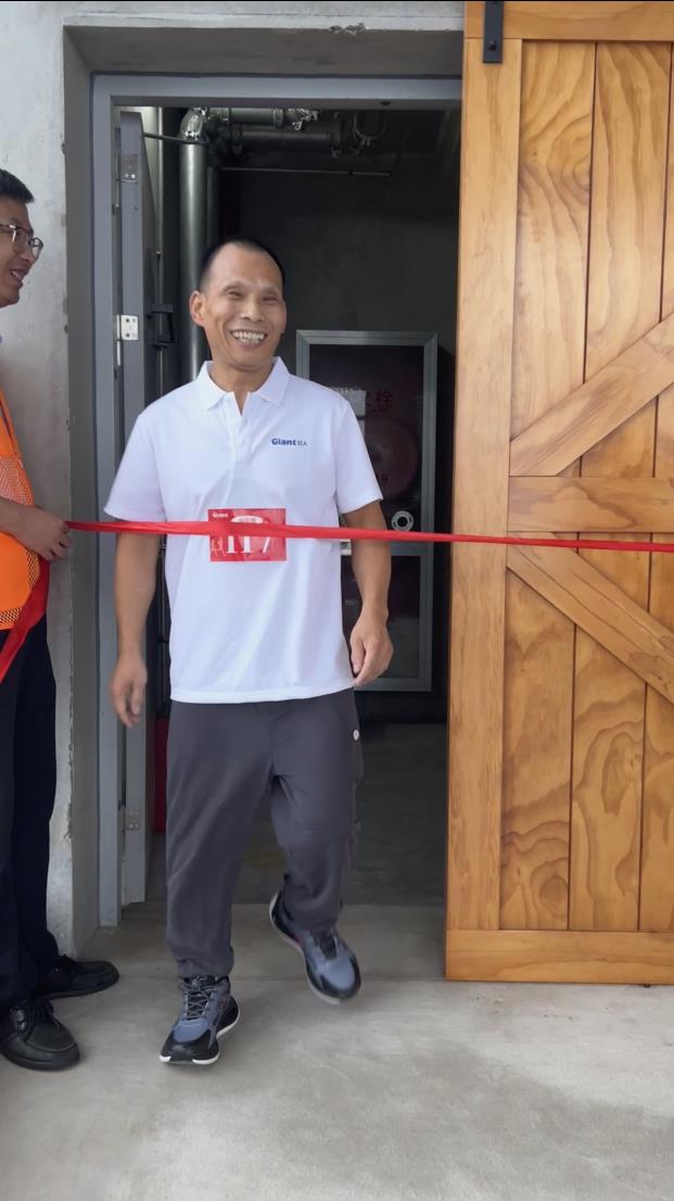 塔下再聚首 攀登勢(shì)正雄——巨龍電梯試驗(yàn)塔第六屆登高跑開賽 塔下再聚首 攀登勢(shì)正雄——巨龍電梯試驗(yàn)塔第六屆登高跑開賽